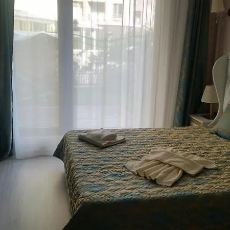 Апартамент In Harmony Suites 4 - Monte Carlo Слънчев бряг